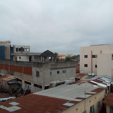 科托努Chez Olivia Olivier住宿加早餐旅馆 外观 照片